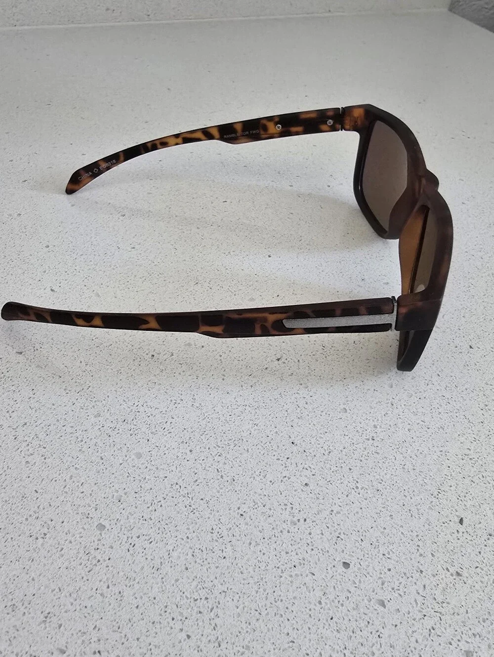 Foster Grant Tortoiseshell Rectangle Sunglasses with Brown Lenses